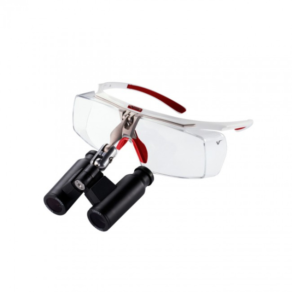 Univet Air-X - бинокулярные лупы системы Flip-up, рабочее расстояние 300-500 мм, увеличение 2.5x/3.5x/4.5x/6.0x