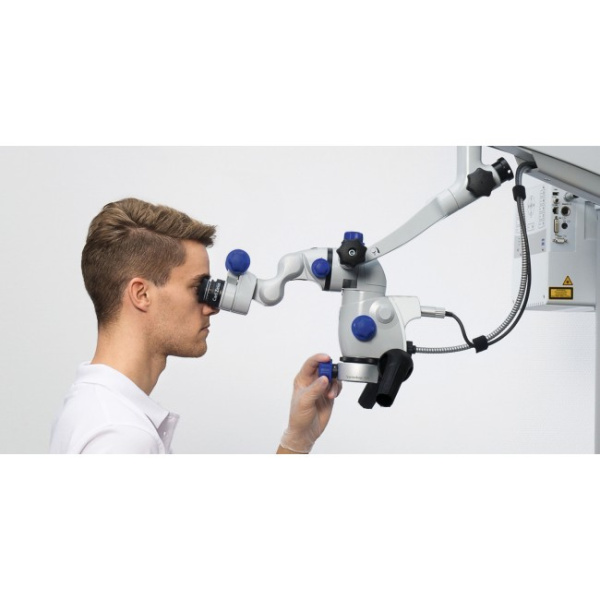 Carl Zeiss OPMI pico mora Professional - стоматологический операционный микроскоп в комплектации Professional