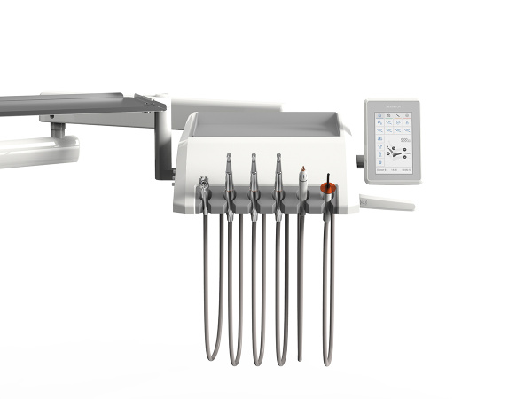 SILVERFOX 8000C-SRS0 Classic – Стоматологическая установка с нижней подачей и мягкой обивкой