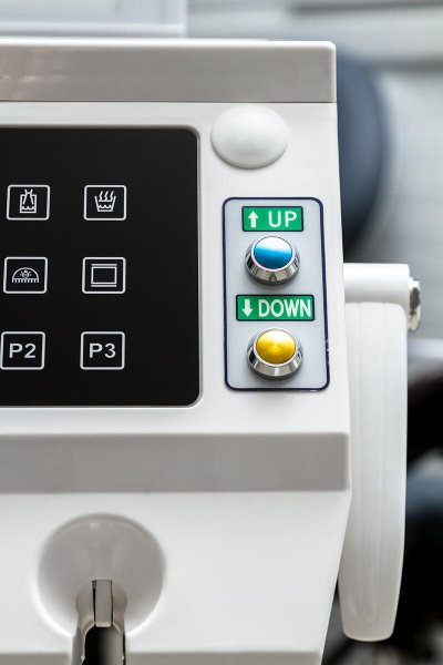 MERCURY AY-A 4800II – стоматологическая установка с подкатным блоком