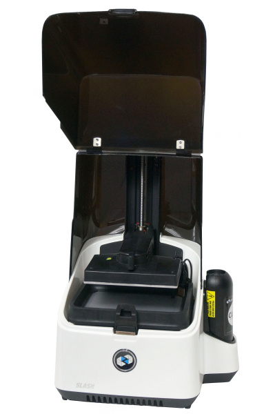 UNIZ Slash Plus – 3D принтер