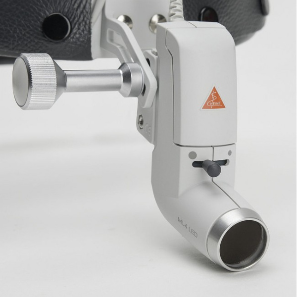 Heine ML4 LED UNPLUGGED - налобный светодиодный осветитель с аккумулятором на шлеме