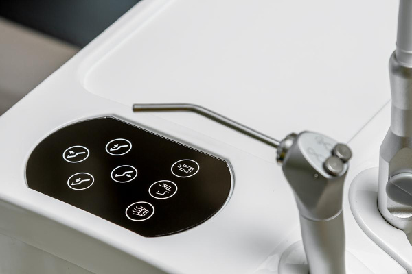 MERCURY AY-A 3600 – стоматологическая установка с нижней подачей инструментов